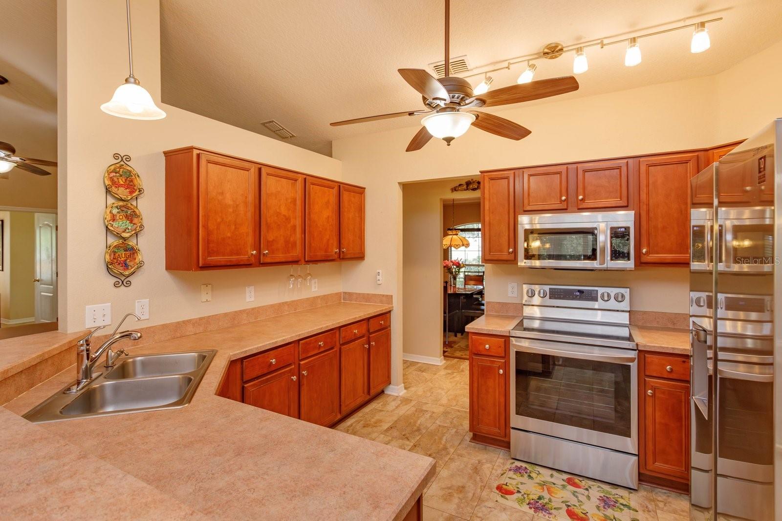 VILLAGE AT BLACK BEAR UNIT 02 LT 94 PB 51 - Residential