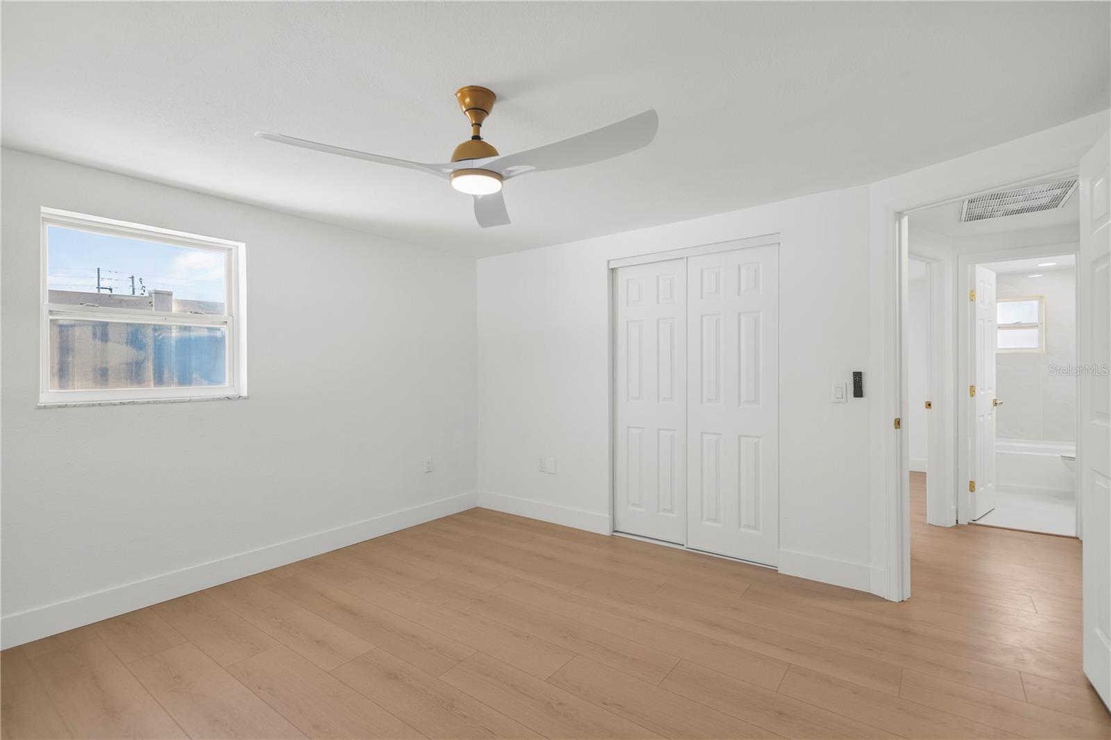 VALENCIA HEIGHTS - Residential