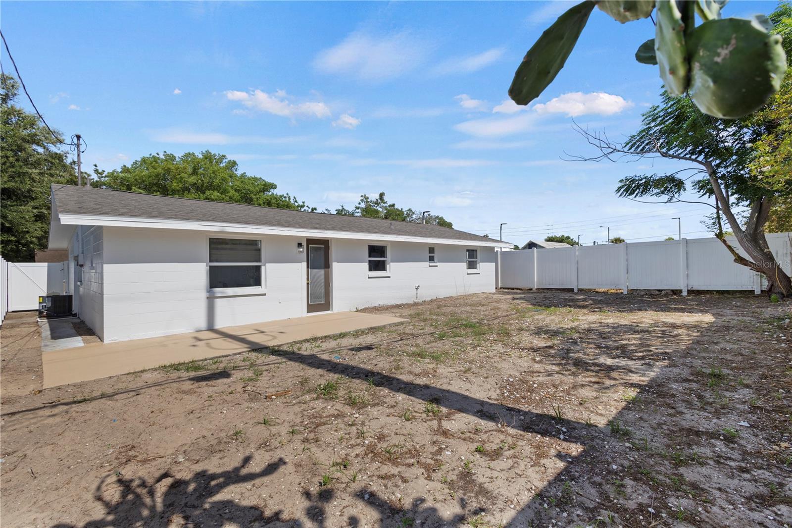 VALENCIA HEIGHTS - Residential
