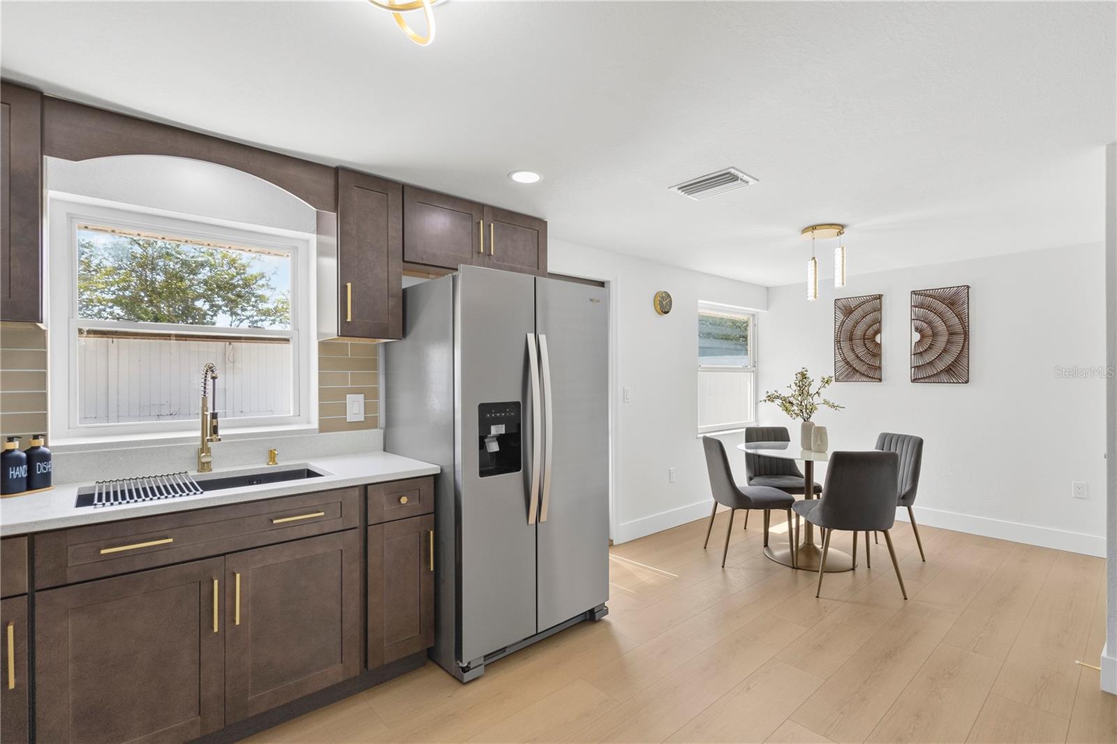 VALENCIA HEIGHTS - Residential