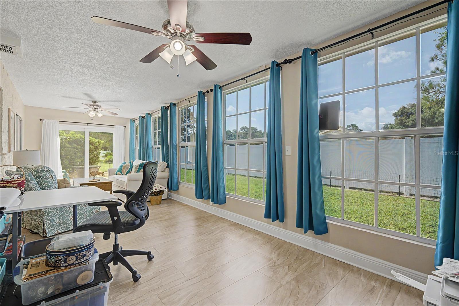 HERITAGE LAKE - Residential