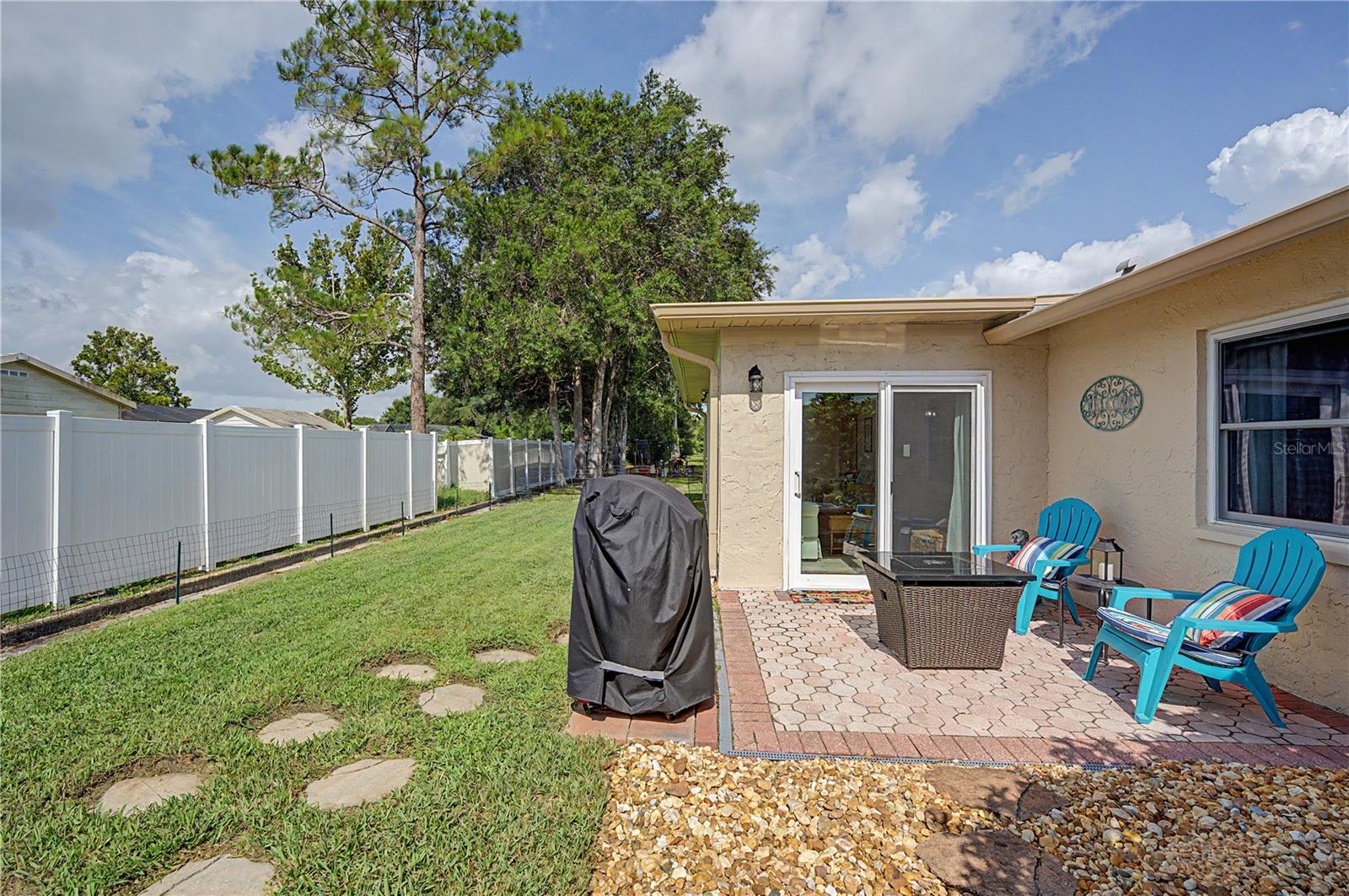 HERITAGE LAKE - Residential