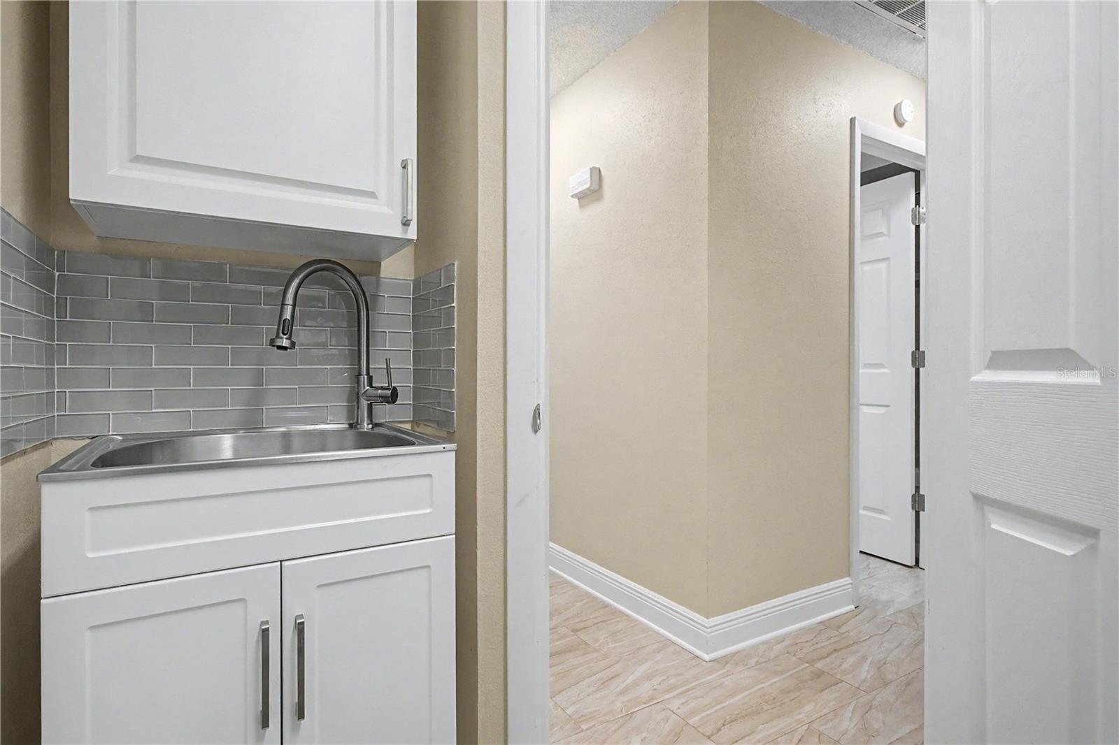 HERITAGE LAKE - Residential