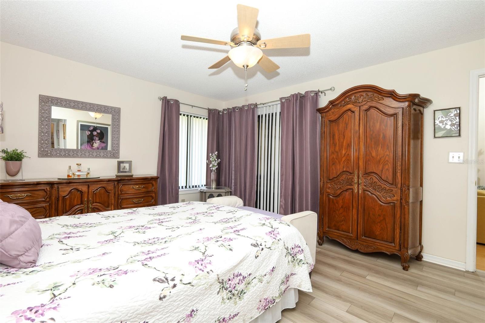 CEDARWOOD VILLAGE 1 - Residential