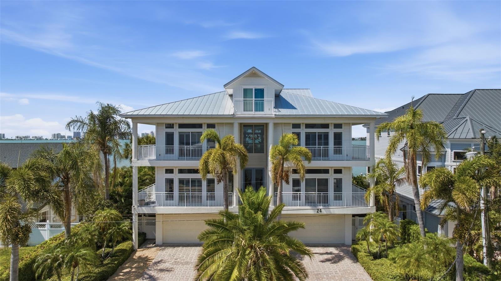 EAGLES NEST POINT - Residential