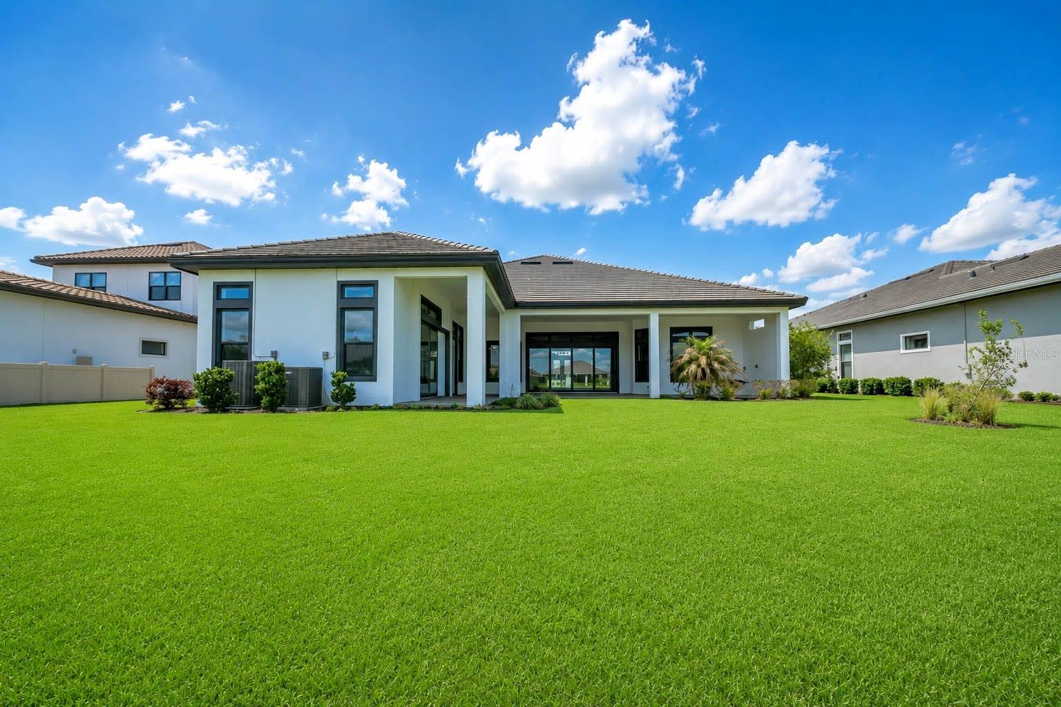 ESPLANADE/WIREGRASS RANCH PH - Residential