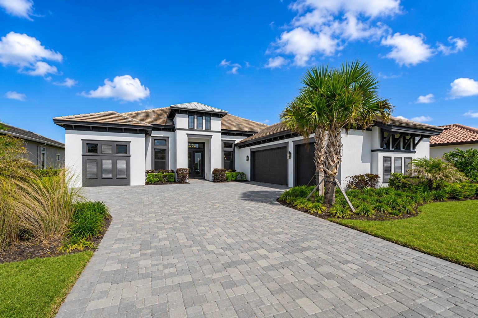 ESPLANADE/WIREGRASS RANCH PH - Residential