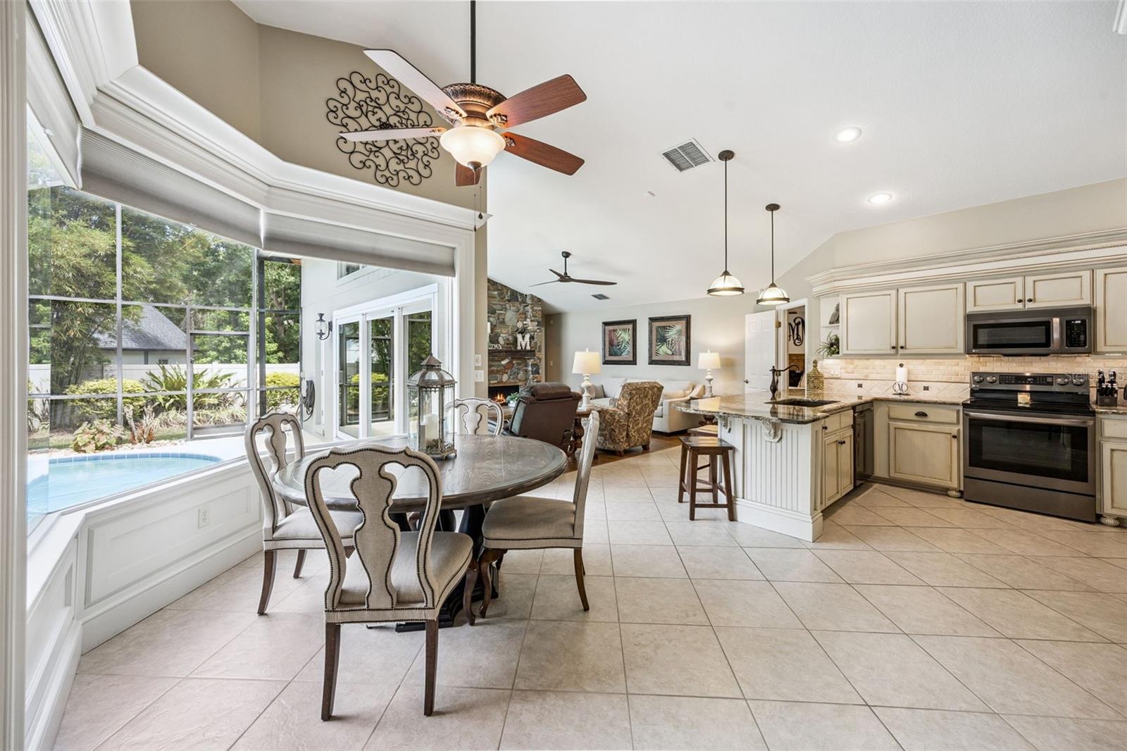 MAC KINLEYS MILL - Residential