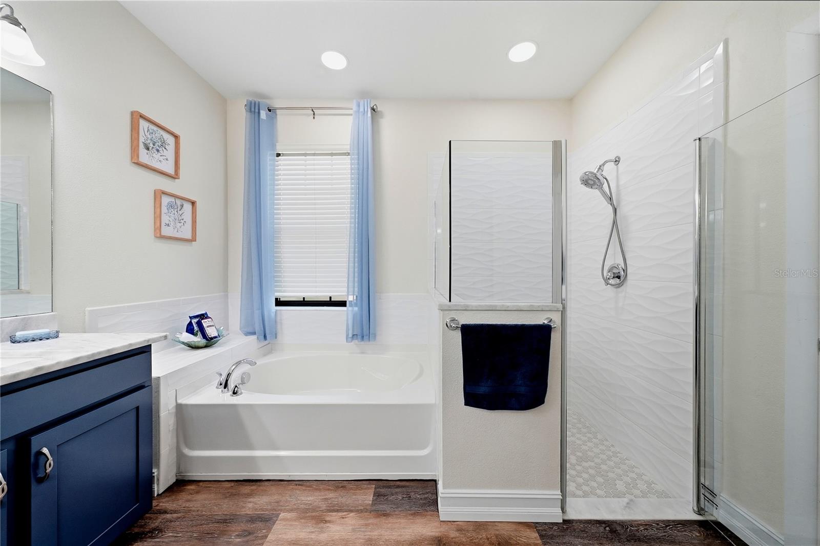 HARBOUR ISLES PH 2A/2B/2C - Residential