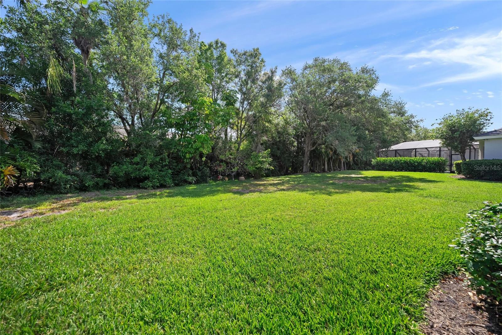 UNIVERSITY PARK COUNTRY CLUB - Residential