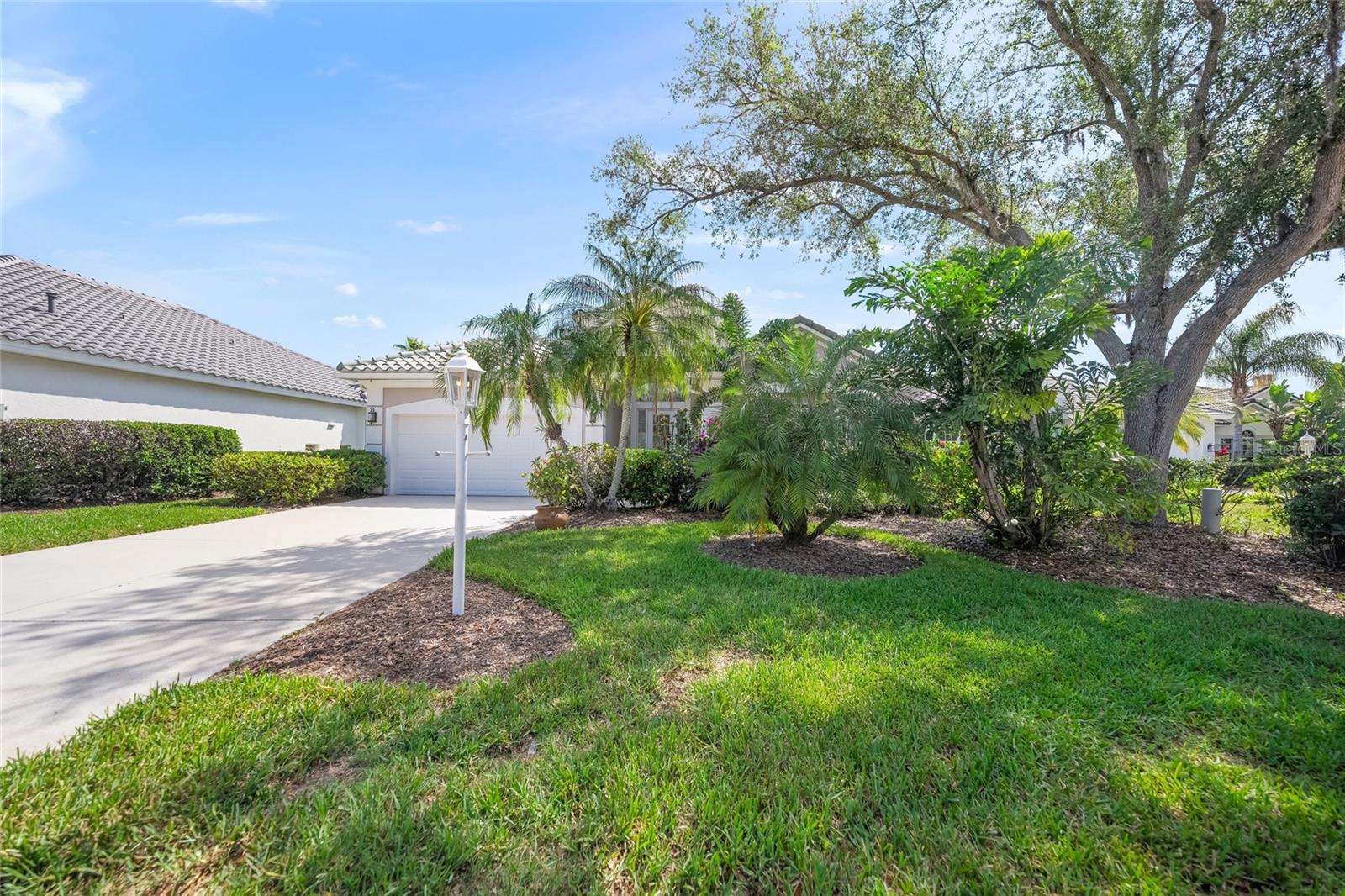 UNIVERSITY PARK COUNTRY CLUB - Residential