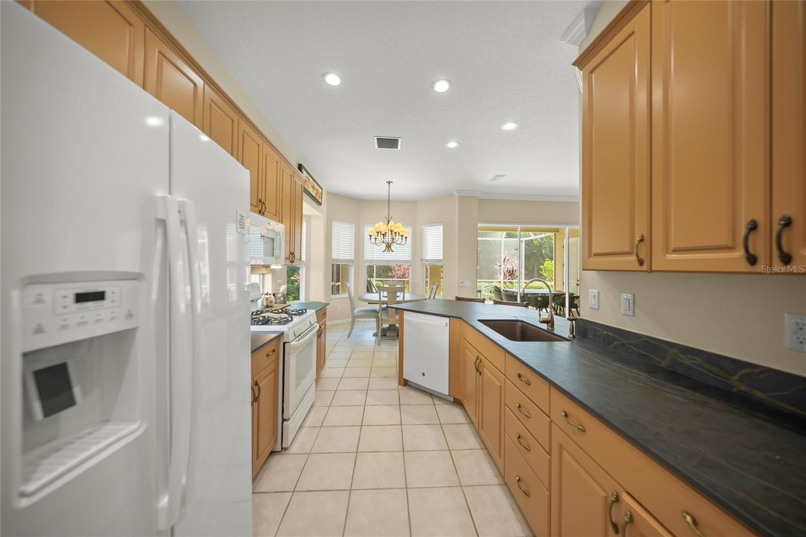 UNIVERSITY PARK COUNTRY CLUB - Residential