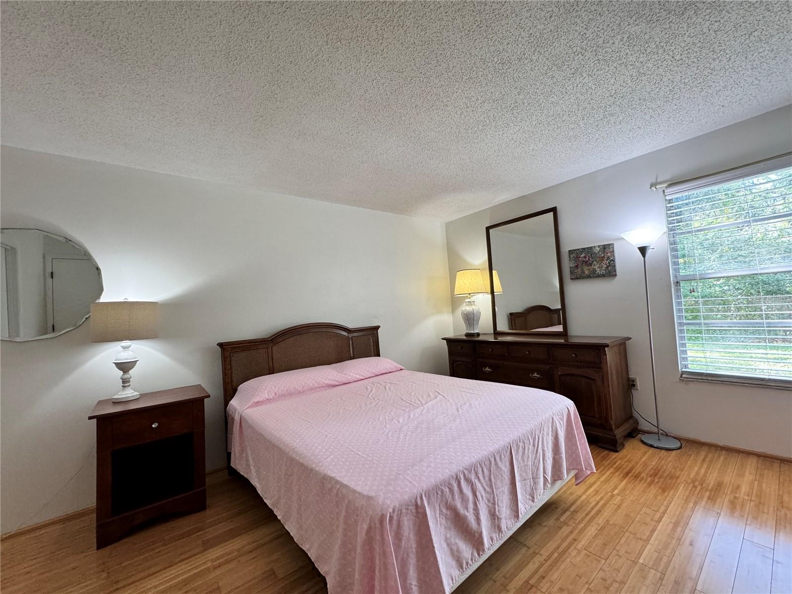 MIRROR LAKE CONDO SEC 2 - Residential