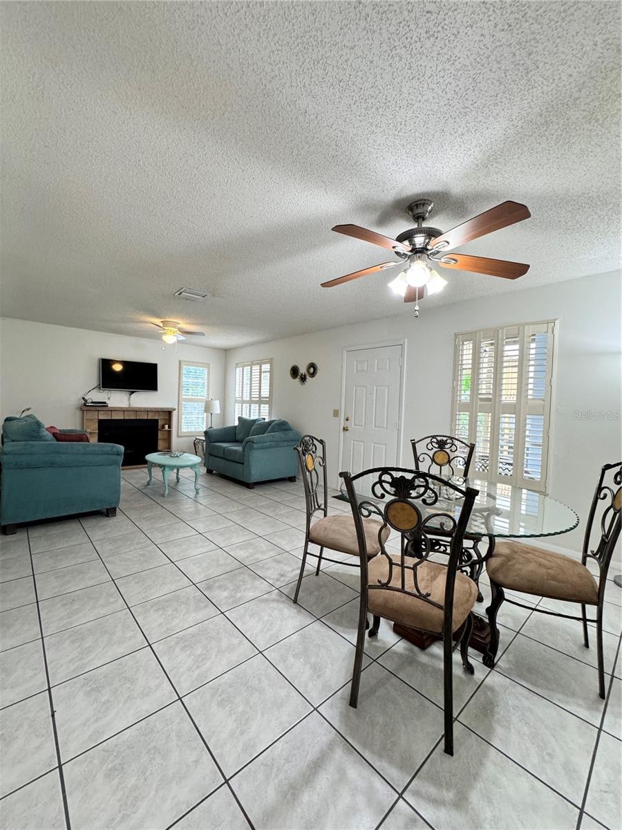 MIRROR LAKE CONDO SEC 2 - Residential