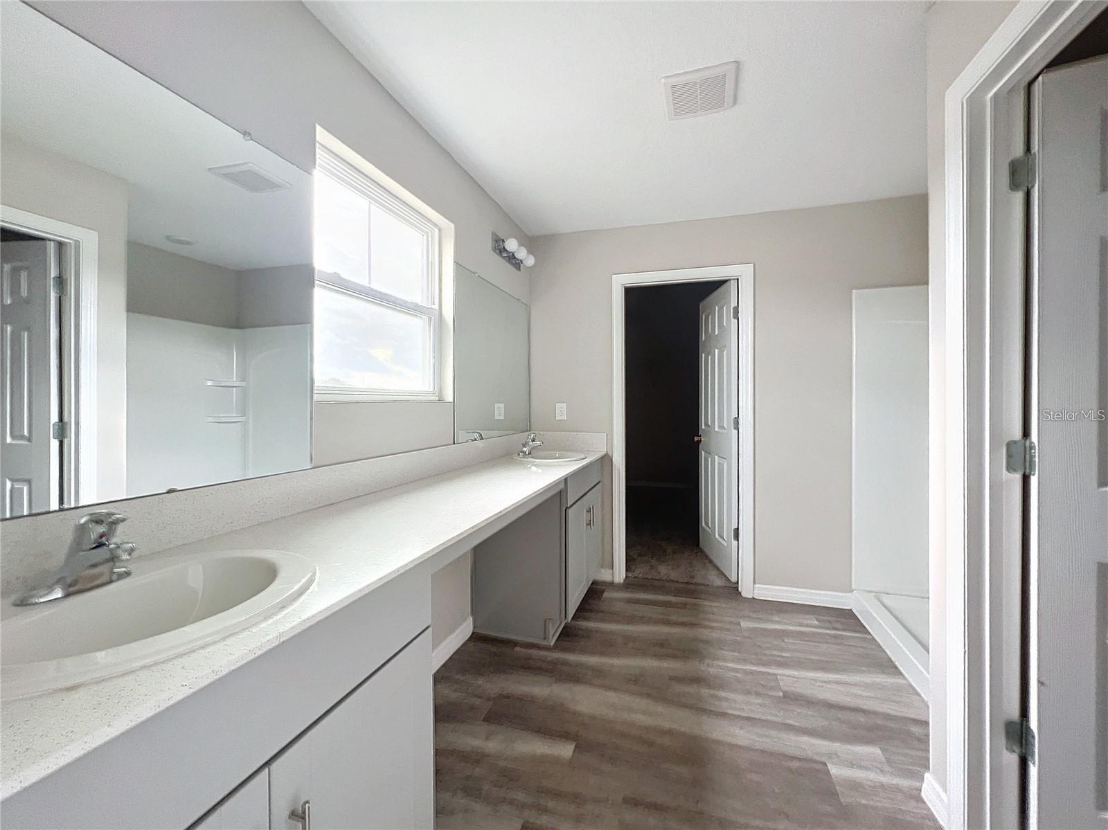 PINNACLE POINT - Residential