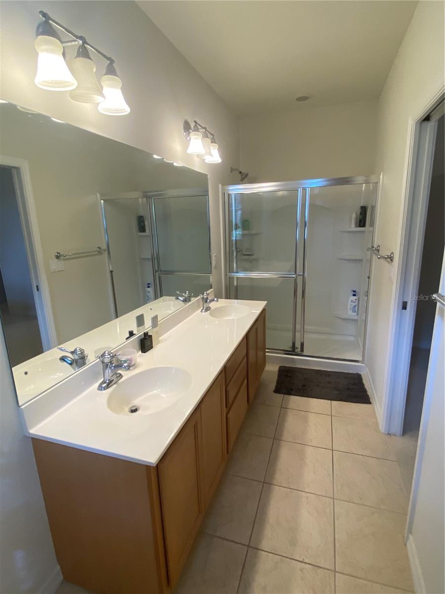 SAN MICHELE AT UNIVERSITY COMMONS - Residential Lease