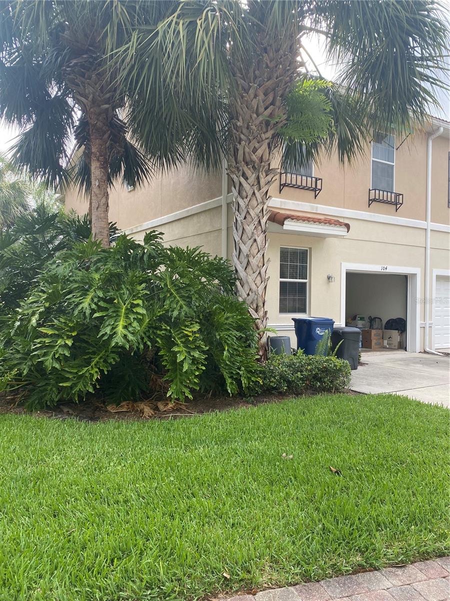 SAN MICHELE AT UNIVERSITY COMMONS - Residential Lease