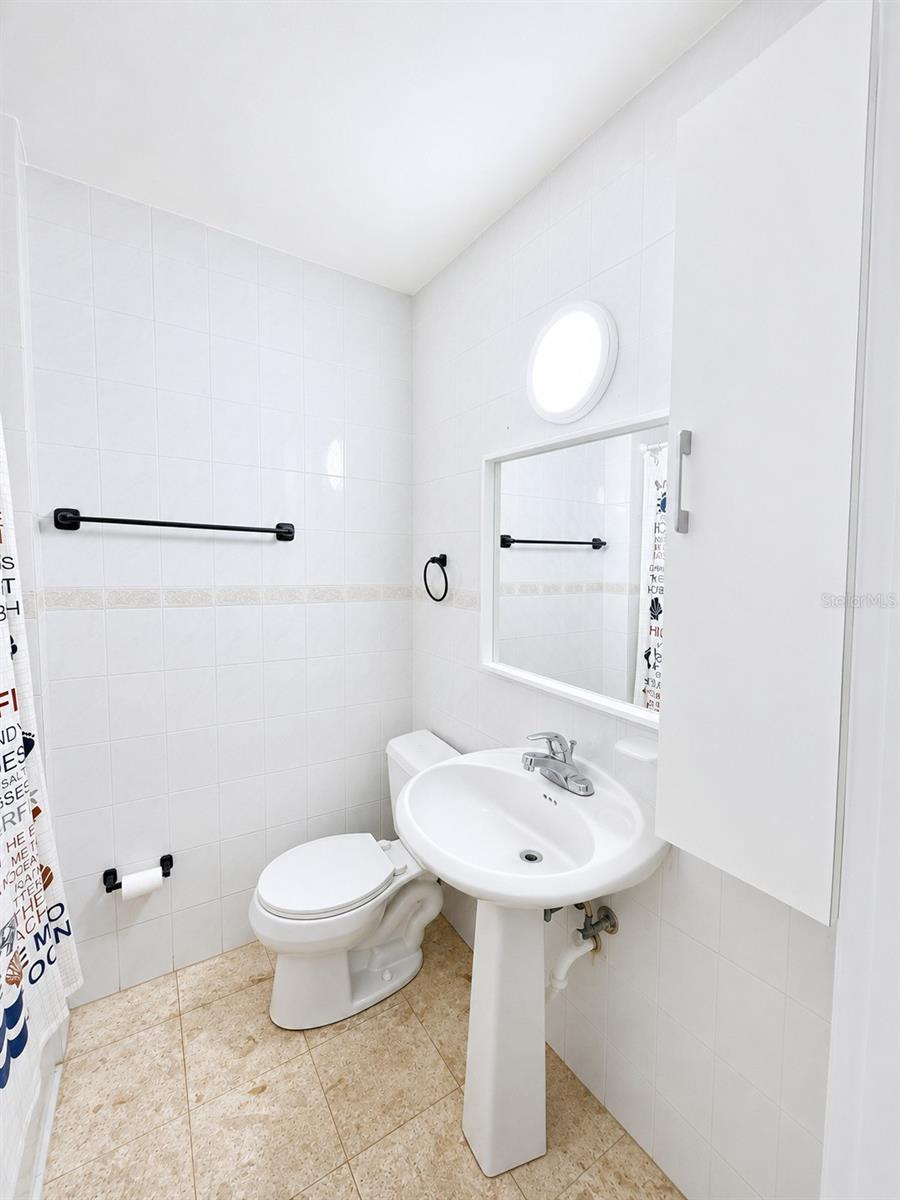 CONDOMINIO LOS CORALES - Residential