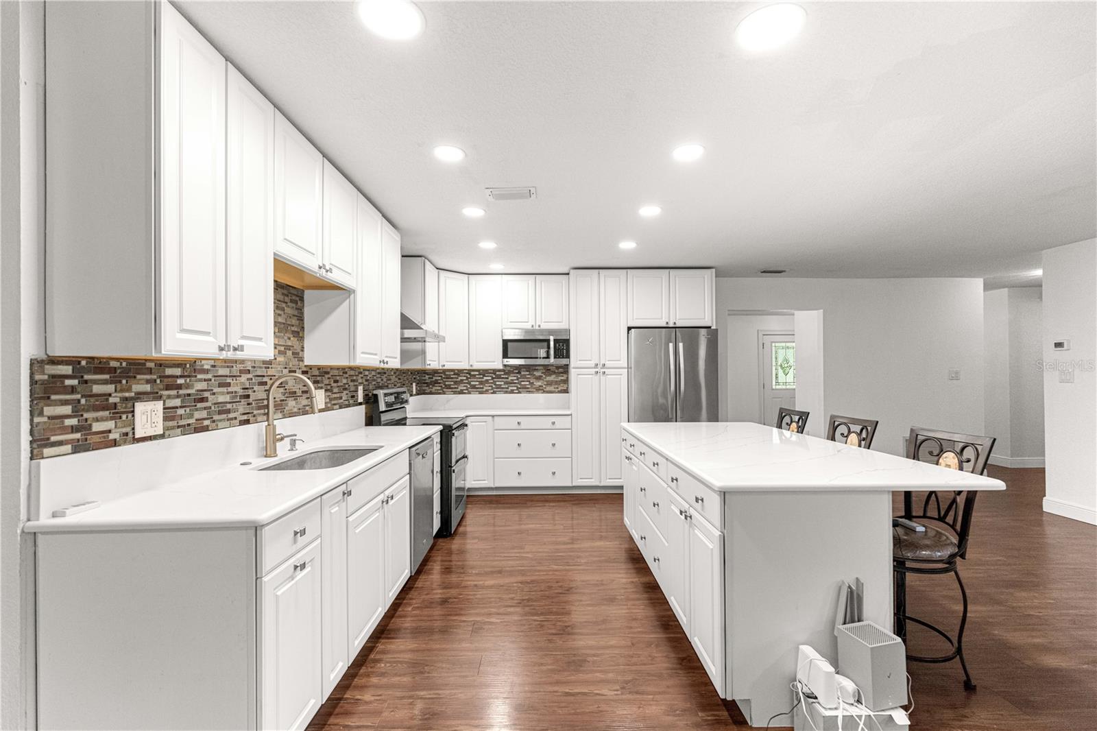 LAKEWOOD UNIT 2 REVISTED - Residential