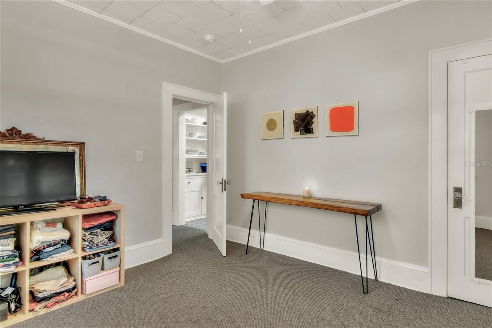 VAN DEUSEN & SHANNONS - Residential Income