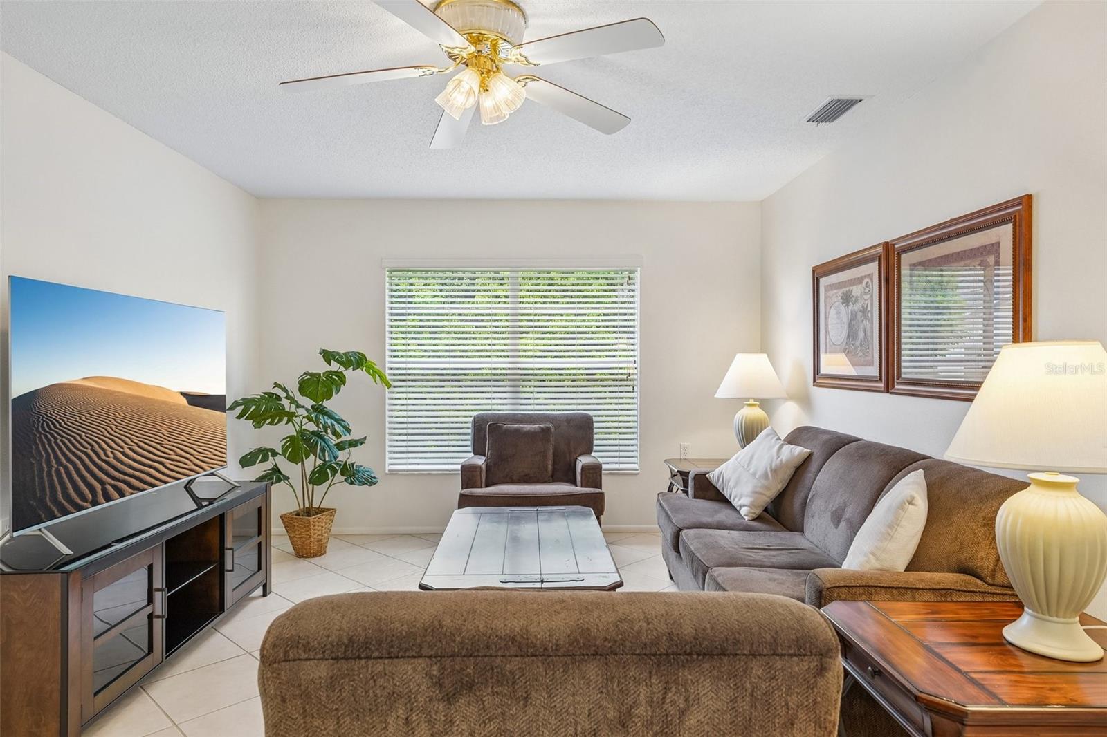 TIMBER OAKS UNIT 03B - Residential