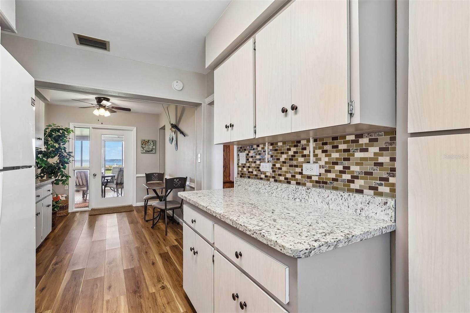 ROD N REEL CLUB - Residential