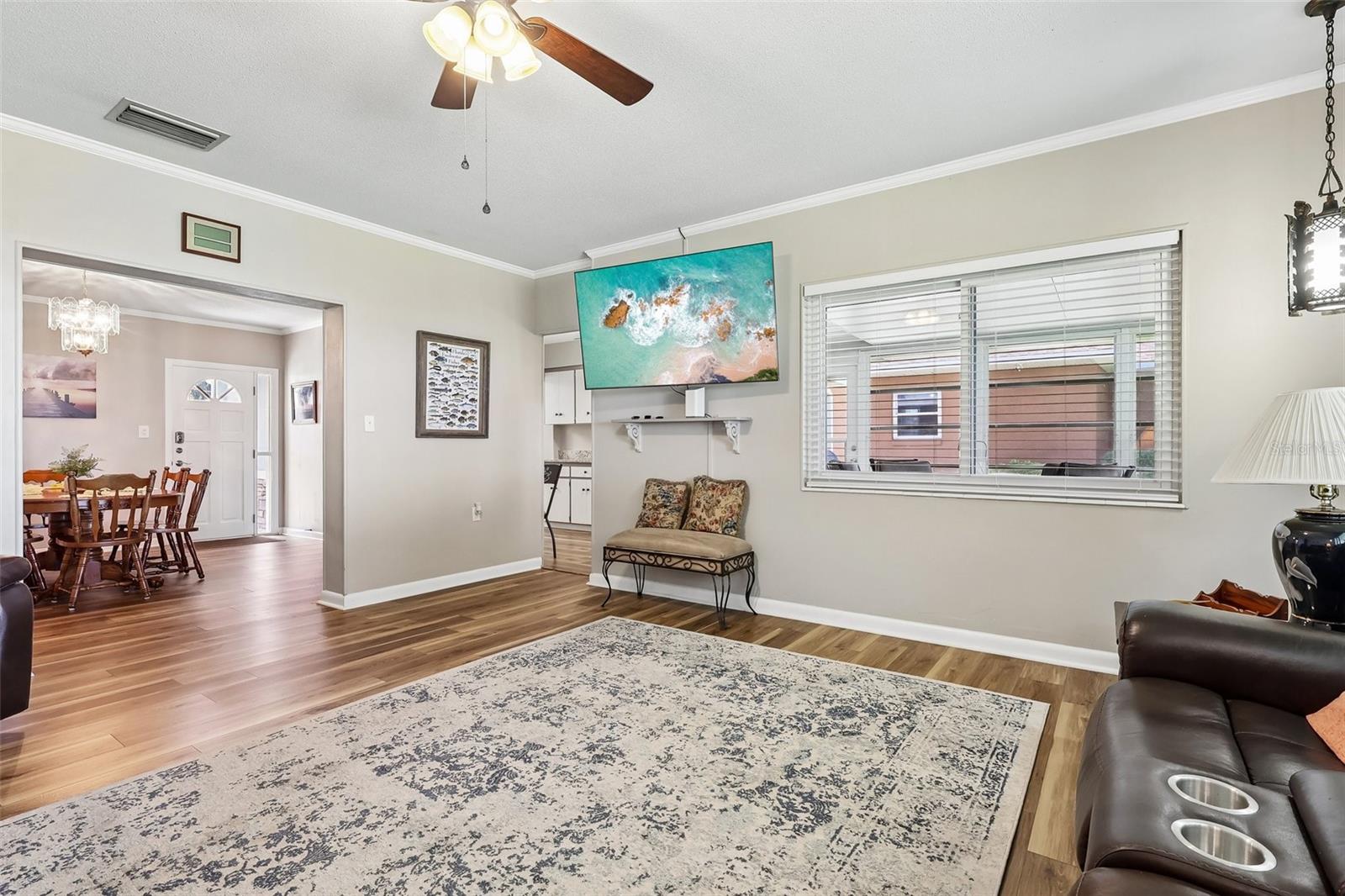 ROD N REEL CLUB - Residential