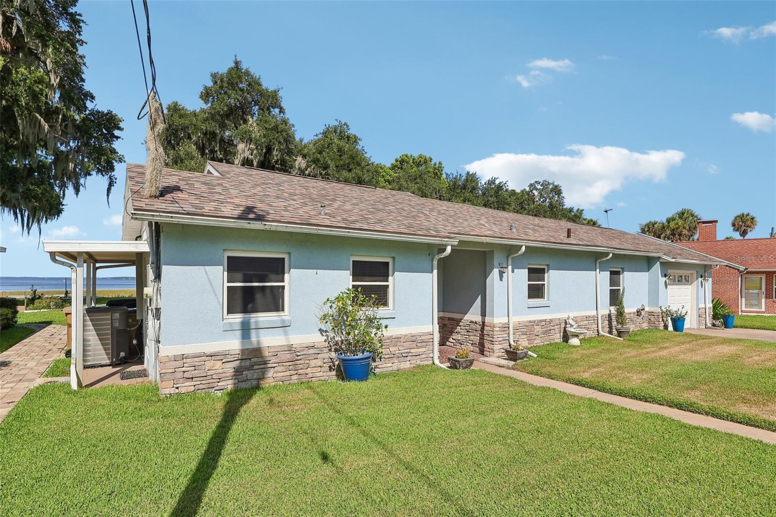 ROD N REEL CLUB - Residential