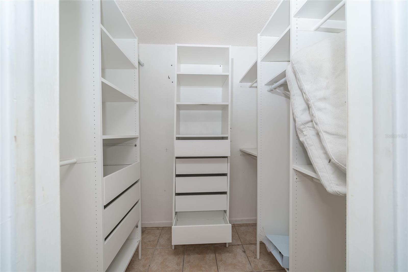 CEDARWOOD SUB - Residential