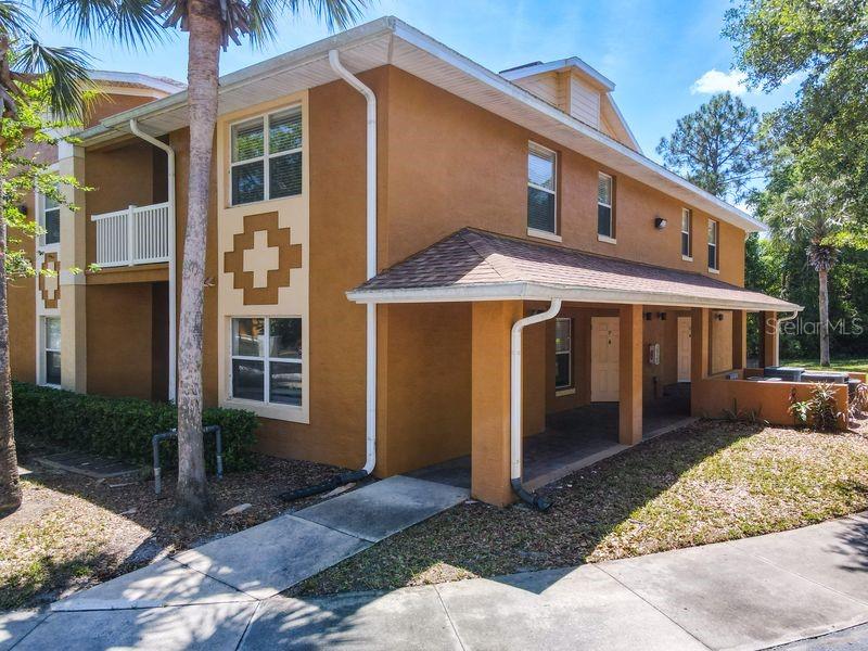 PALM POINTE 1 - Residential