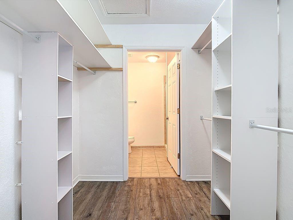 PALM POINTE 1 - Residential