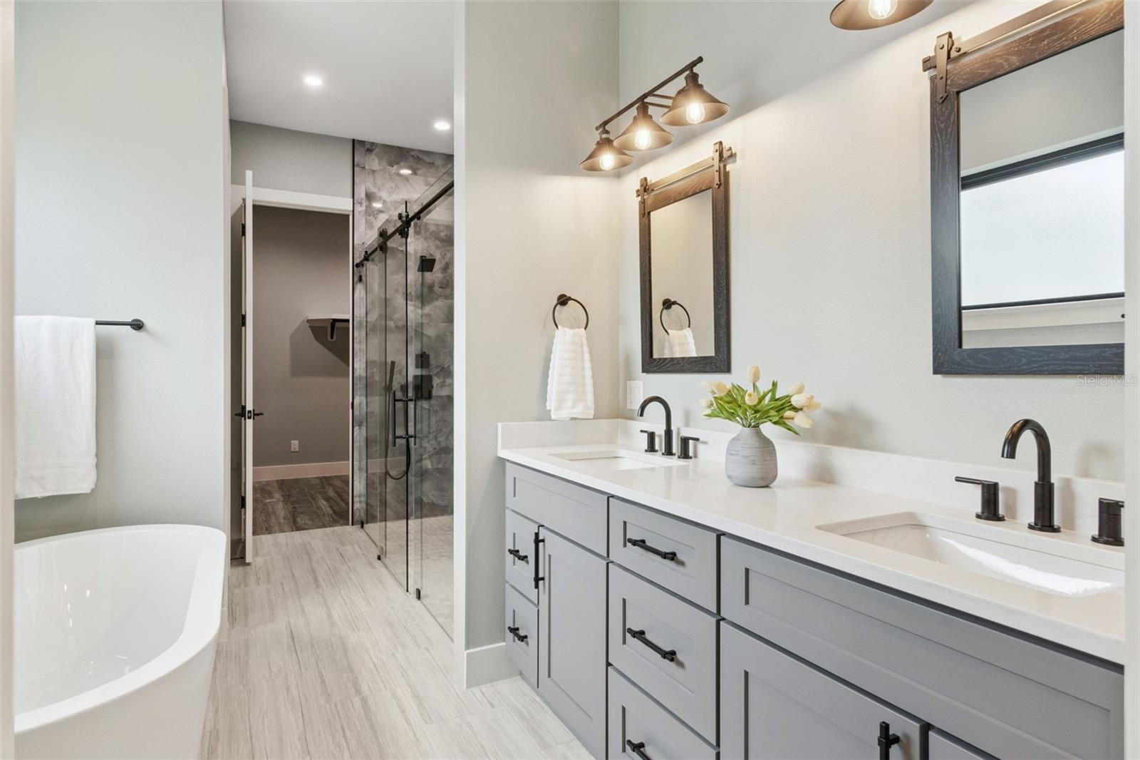 CYPRESSWOOD PALMA CEIA - Residential