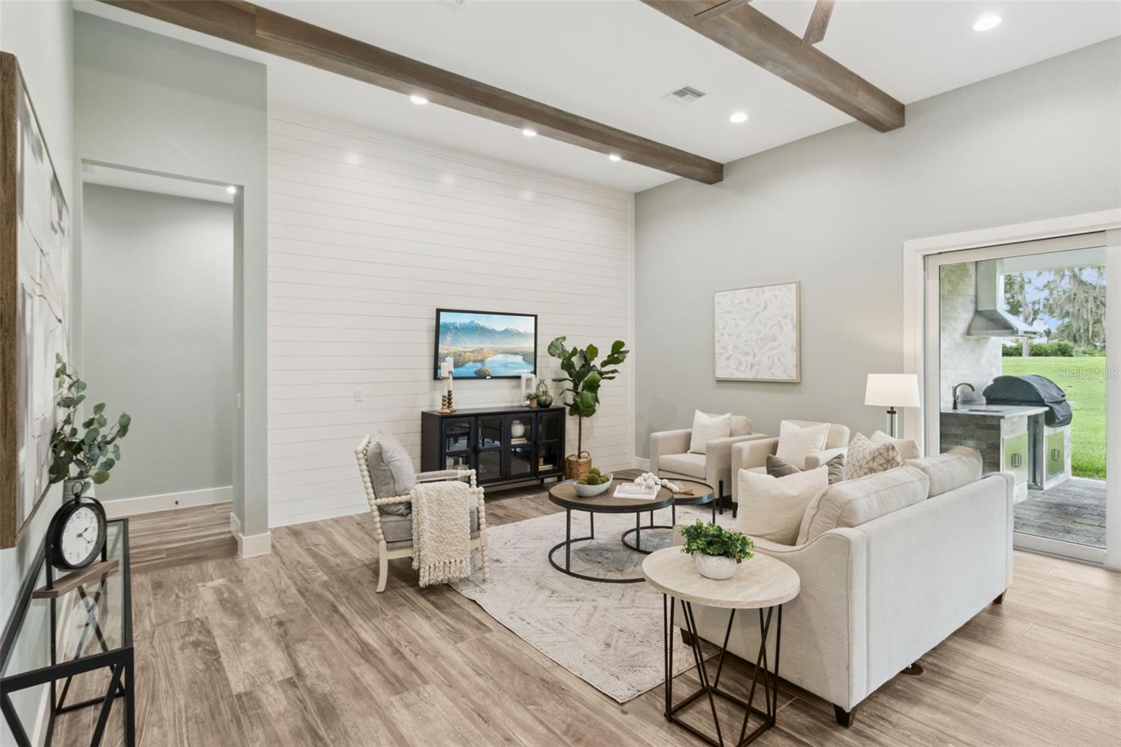 CYPRESSWOOD PALMA CEIA - Residential