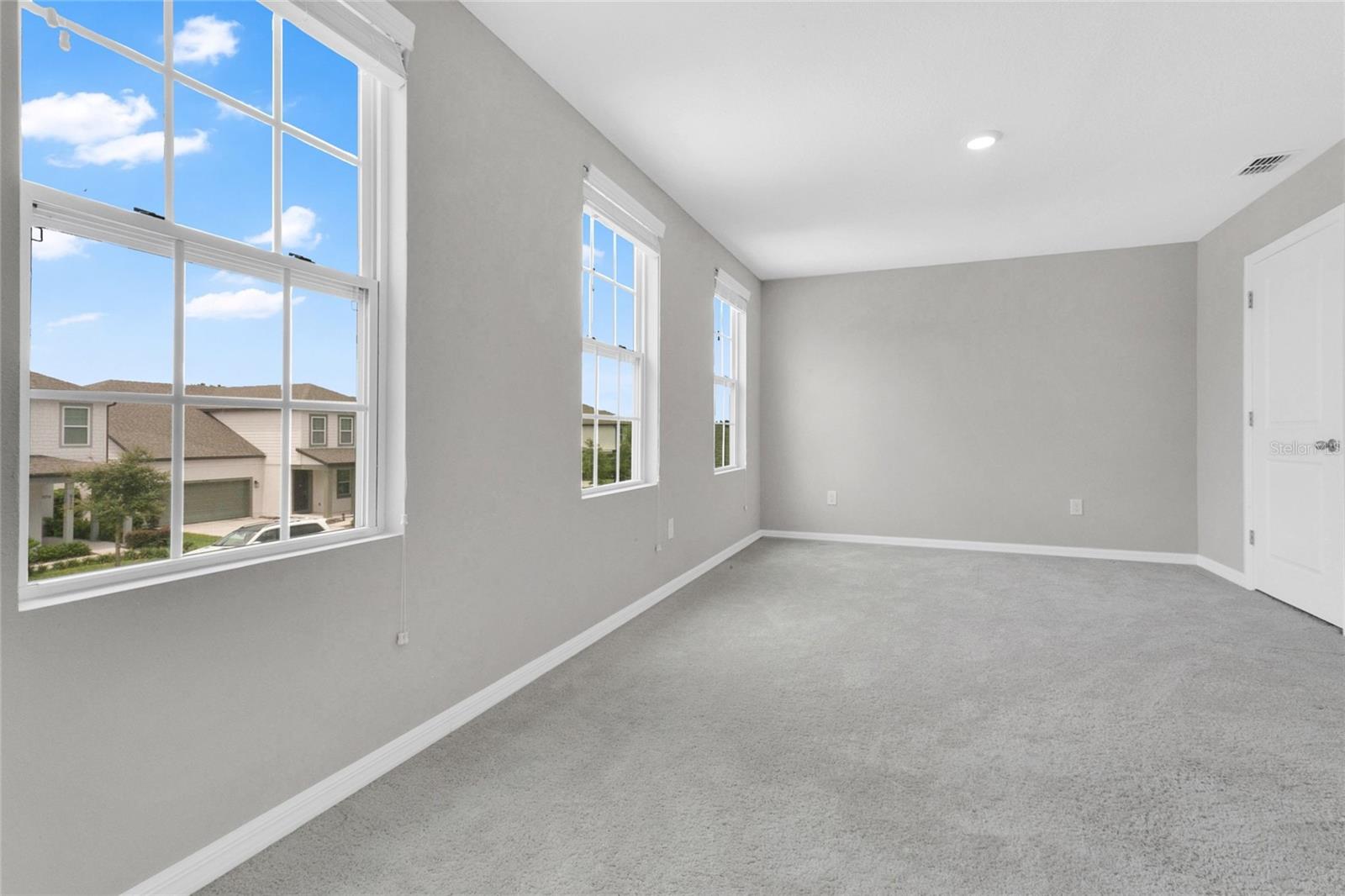 WAVERLY WALK - Residential
