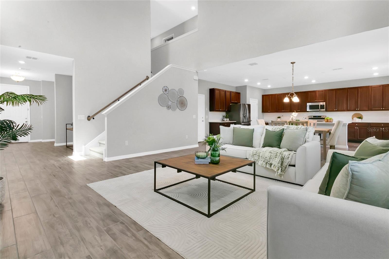 WAVERLY WALK - Residential