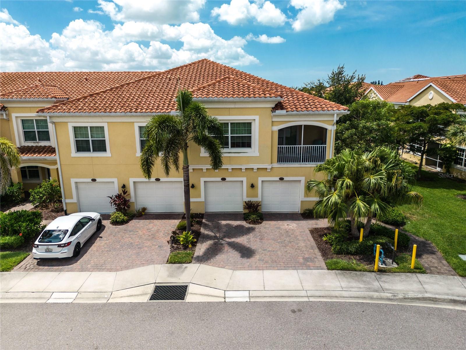 BAY STREET VILLAGE - Residential