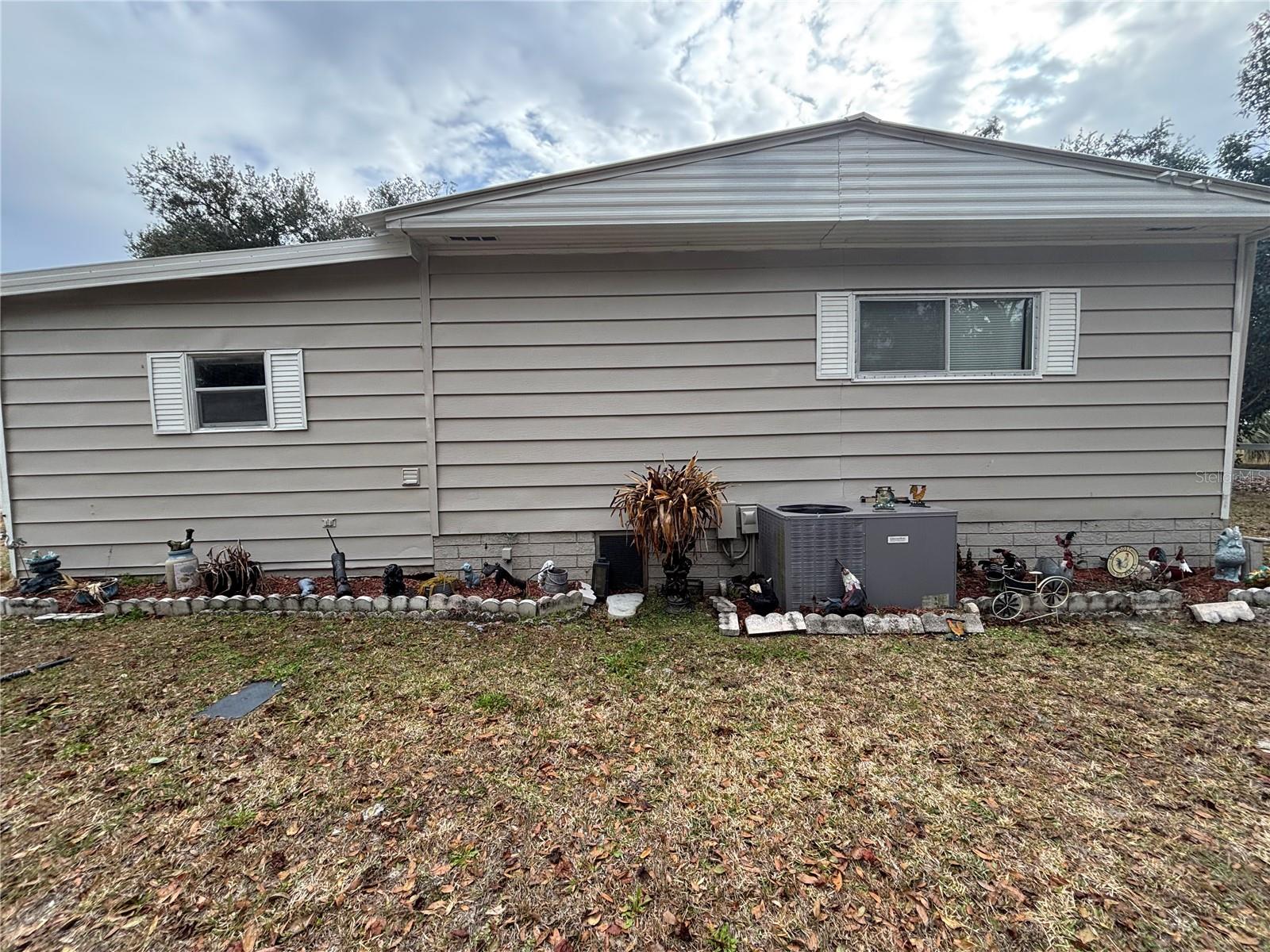 SILVER SPGS VILLAGE - Residential