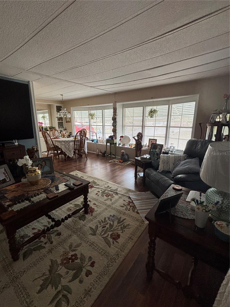 SILVER SPGS VILLAGE - Residential