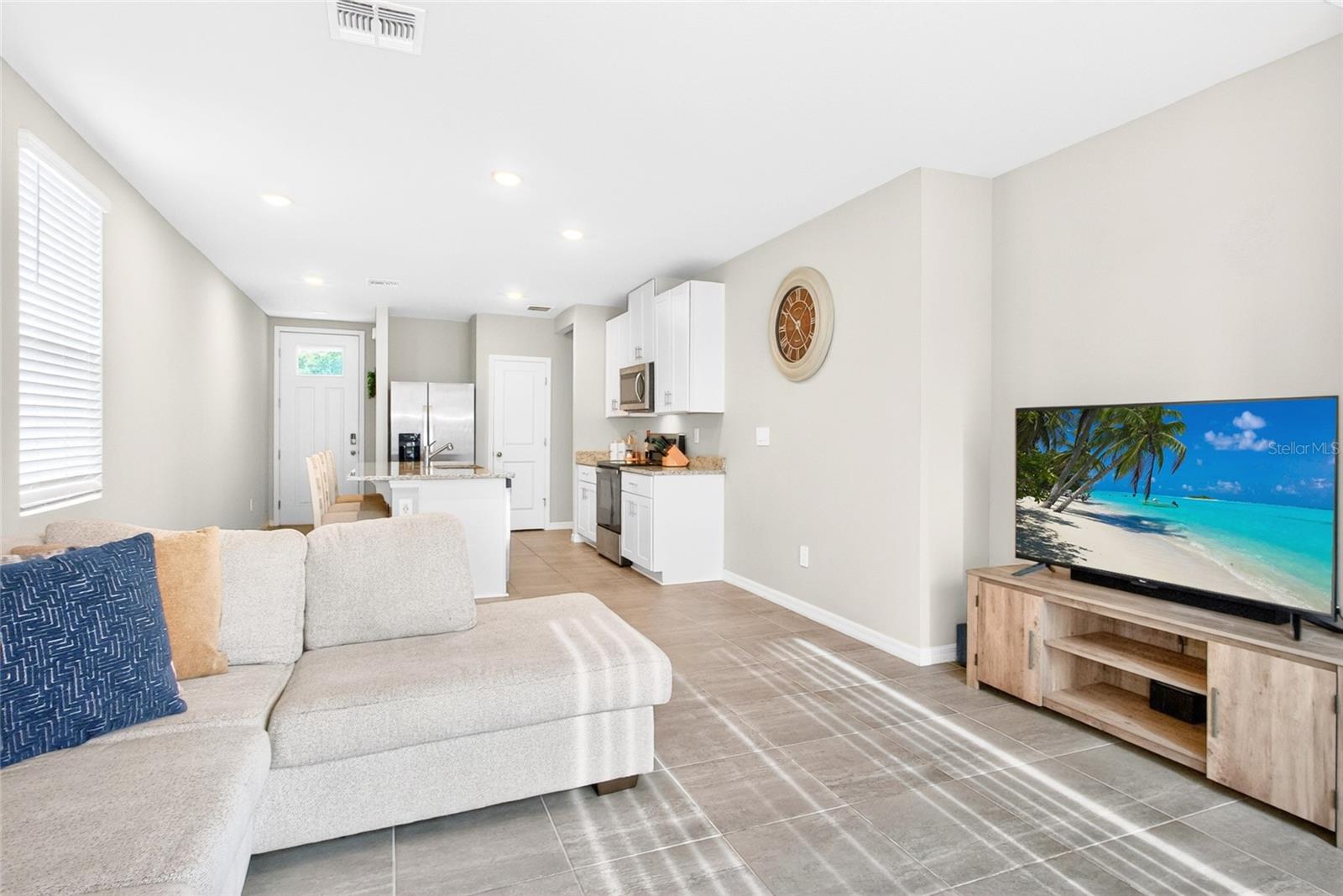 PARK EAST - Residential