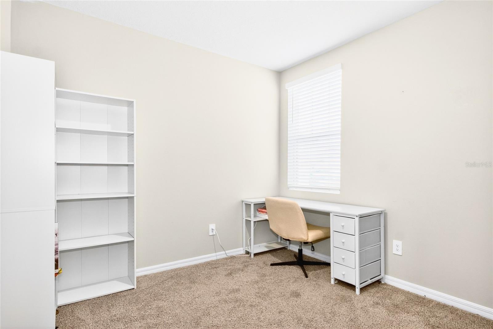PARK EAST - Residential
