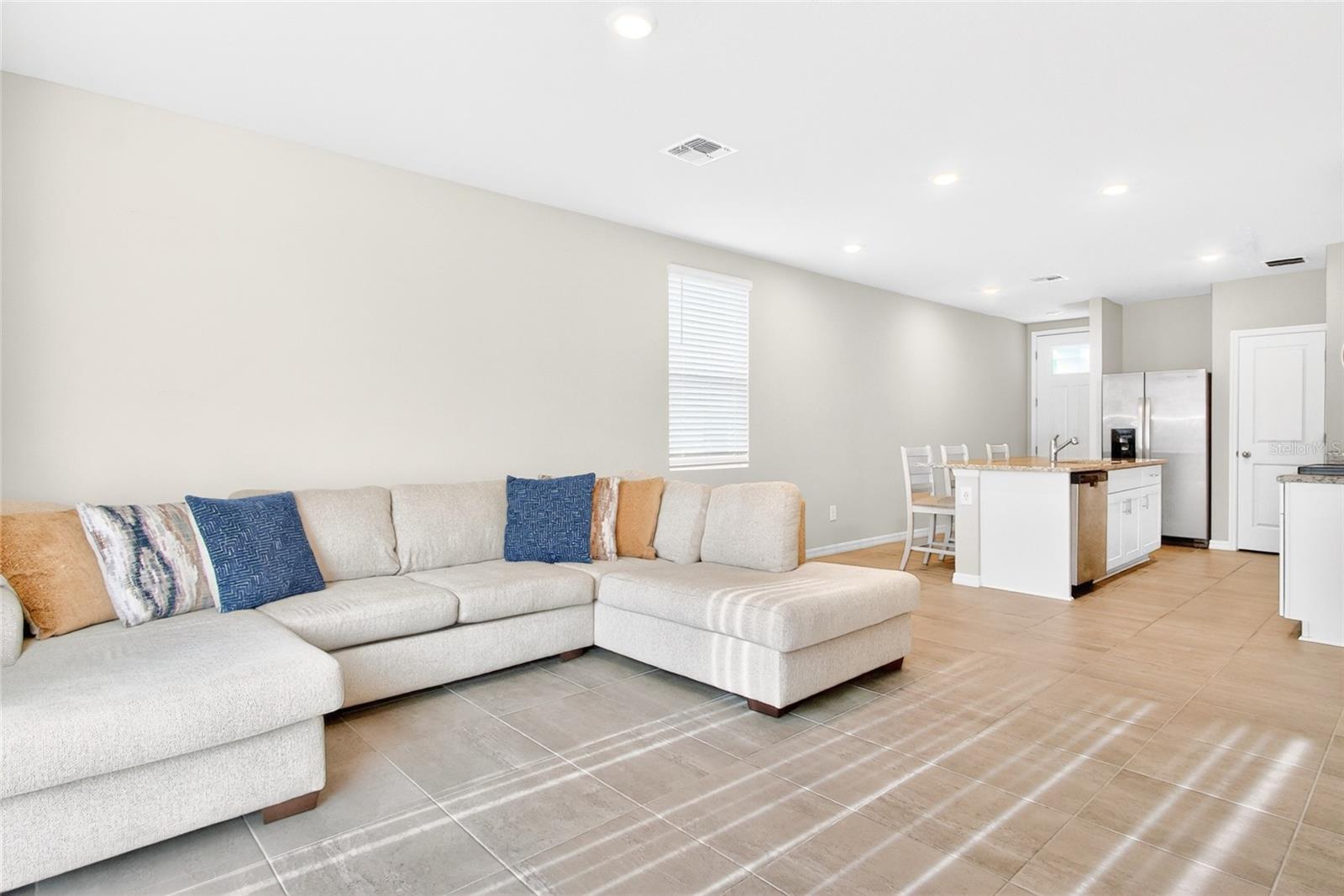 PARK EAST - Residential