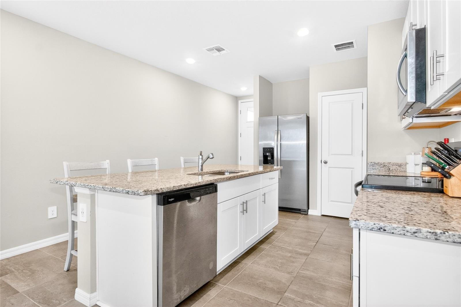 PARK EAST - Residential