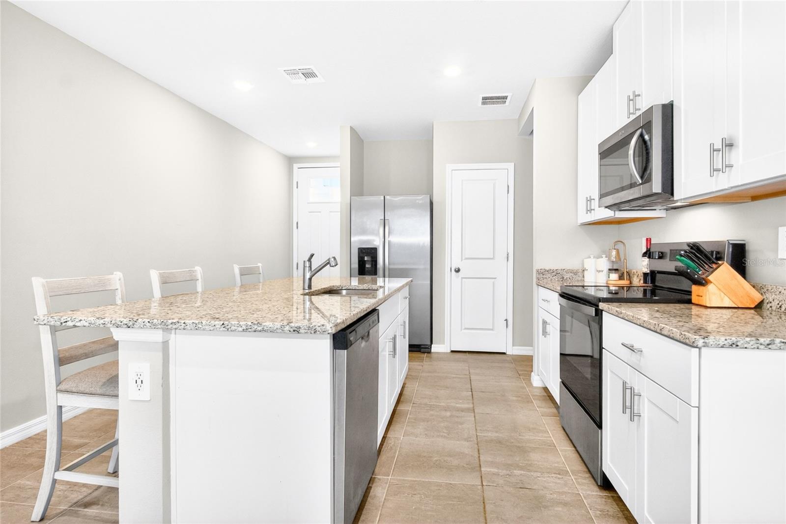 PARK EAST - Residential