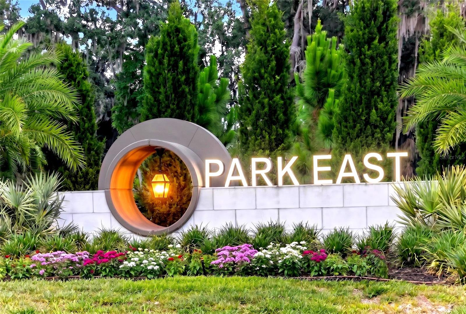 PARK EAST - Residential