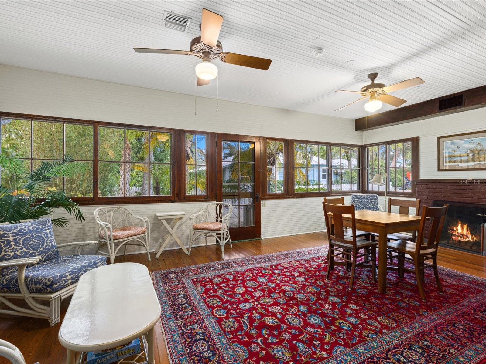 EAGLE POINT CLUB THE - Residential