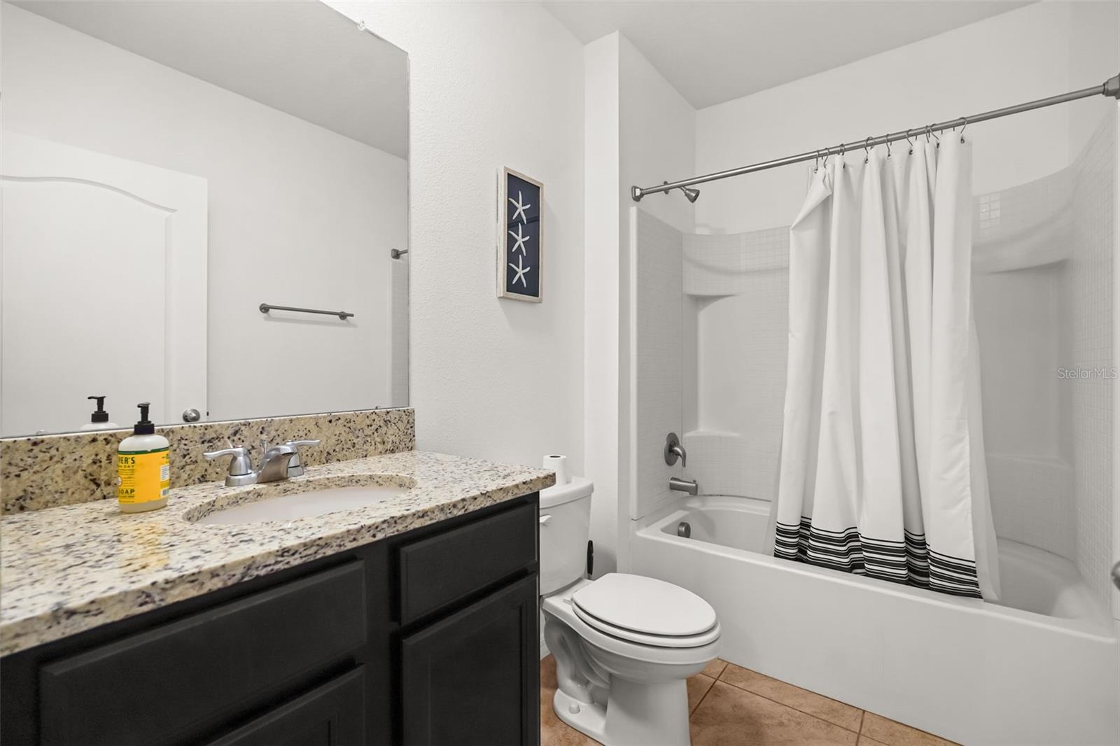 LAKE CHARLES RESIDENCE PH 1B - Residential