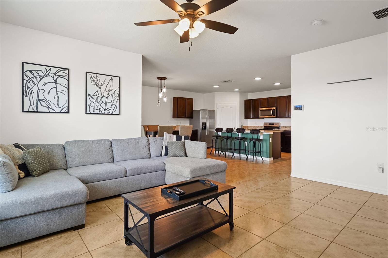 LAKE CHARLES RESIDENCE PH 1B - Residential