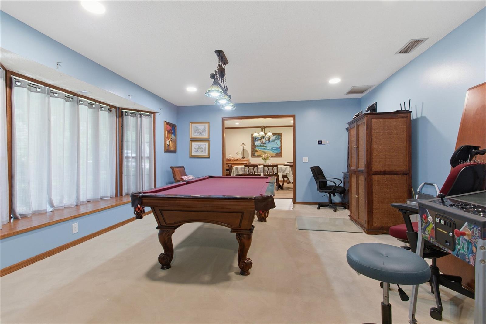 HANOVER WOODS - Residential