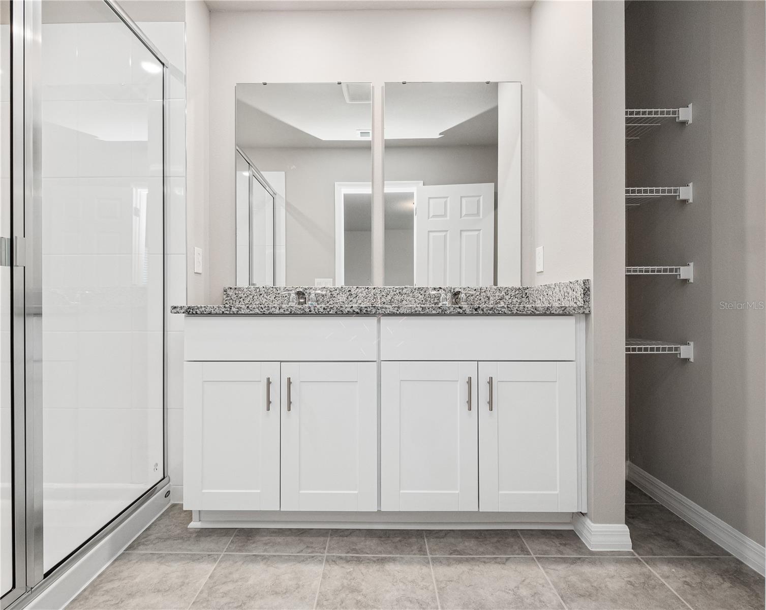 LEGACY UNION - Residential Lease