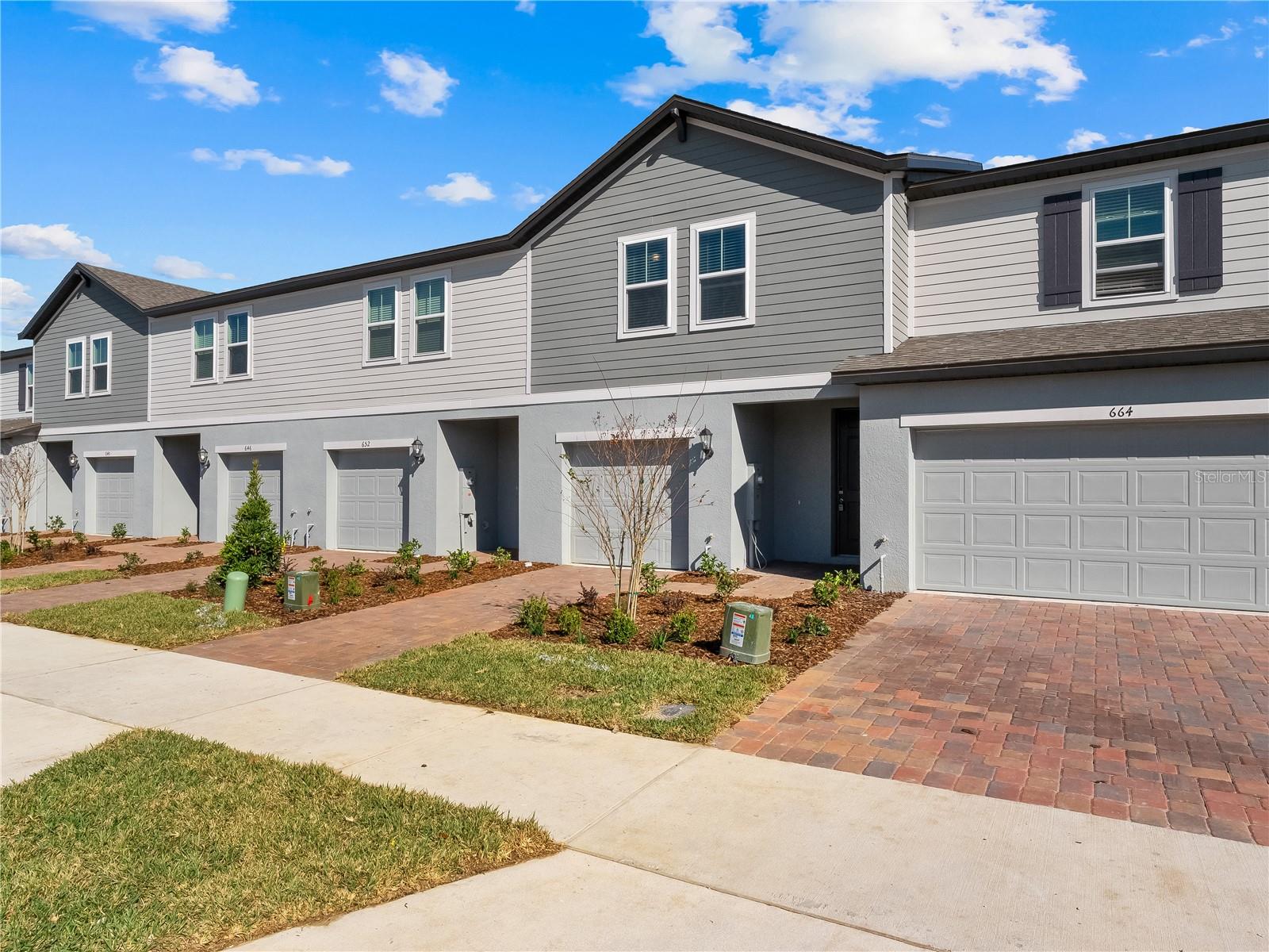 LEGACY UNION - Residential Lease